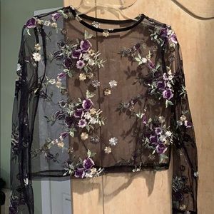 Mesh floral long sleeve crop top!